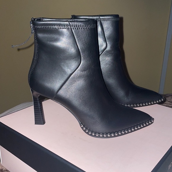 BCBGeneration ladies black leather boots - Picture 3 of 9